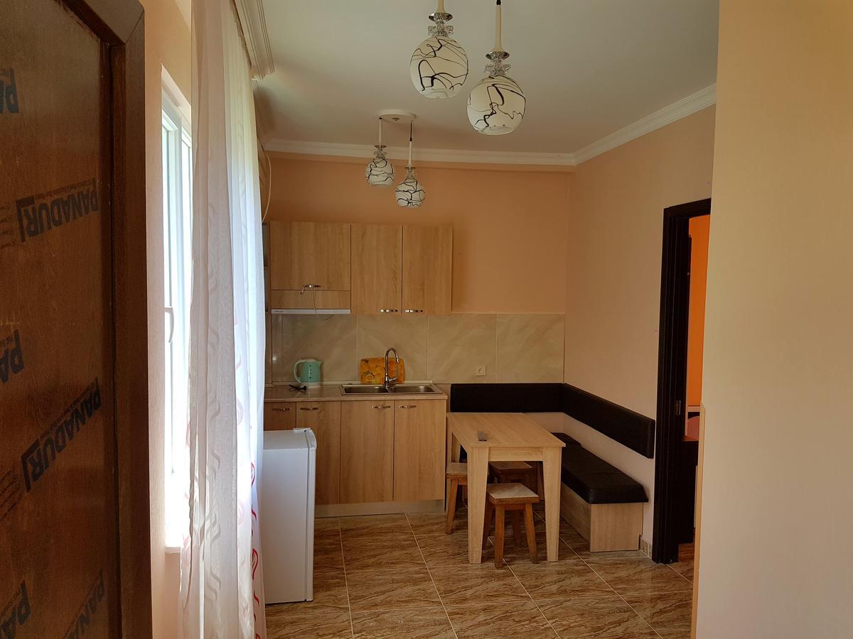 Apartment Nodmax Ureki Buitenkant foto